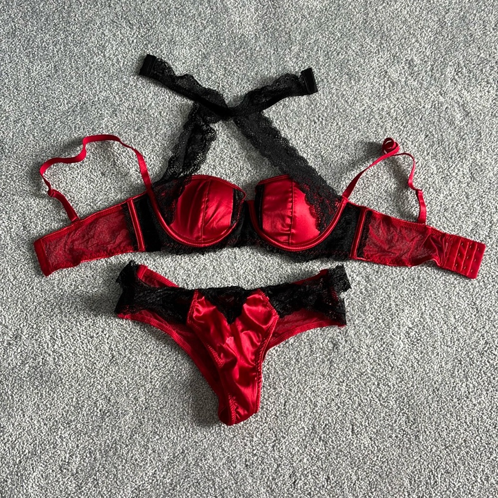 Frederick's of Hollywood Red and Black Lace Lingerie Set